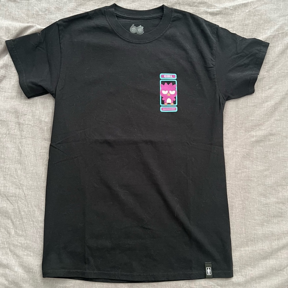 Sanrio x GIRL Skateboards “Badtz Maru” T-shirt Sz Small